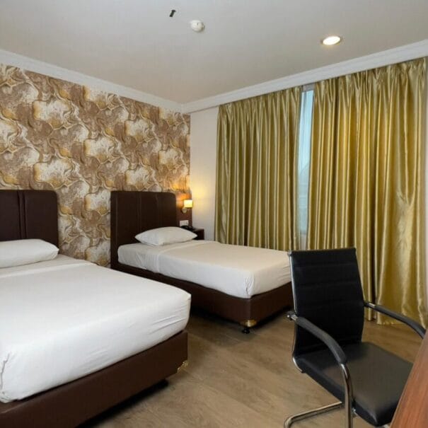 Golden Club Room
